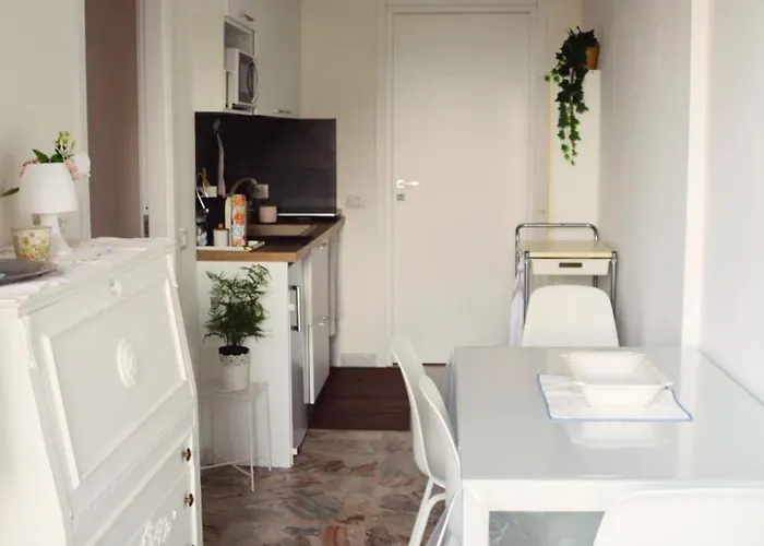 Angelo Delle Aci Tatil Evi *