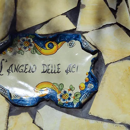 Semesterbostad Angelo Delle Aci