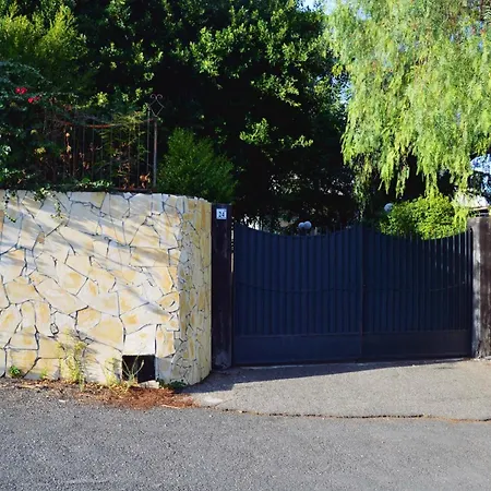 Angelo Delle Aci Tatil Evi *